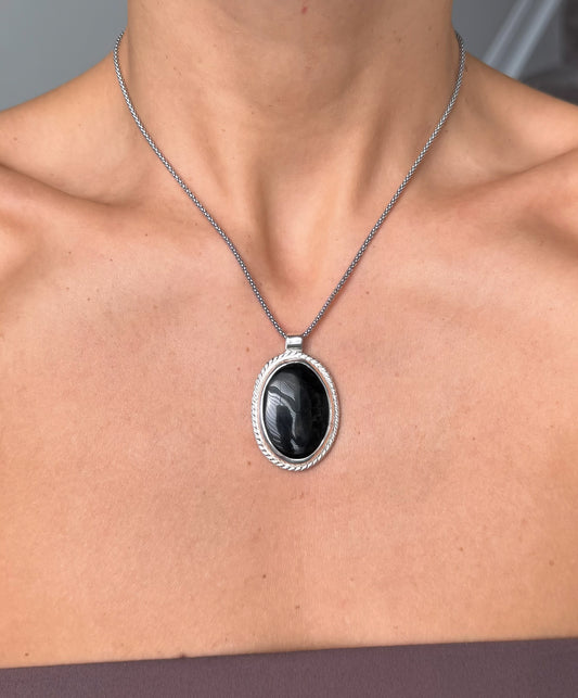 Dusk Pendant